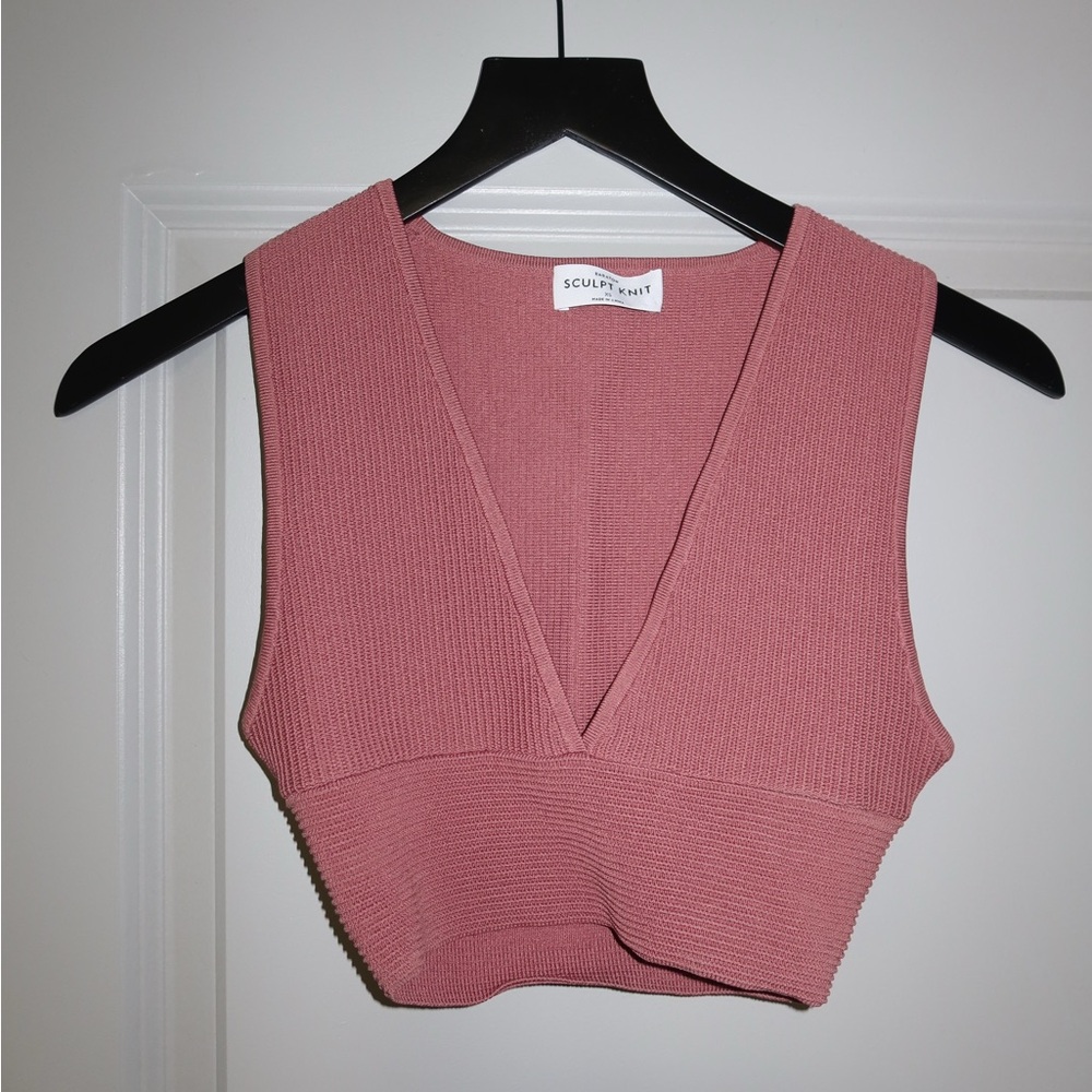 Aritzia Babaton Sculpt Knit Deep V Tank